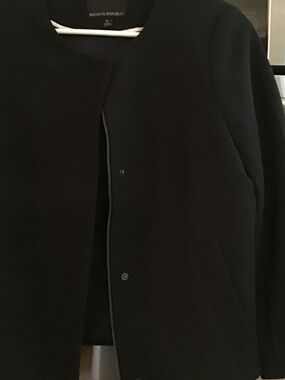 Banana Republic Black Round Collar Blazer hidden snap closure size 8